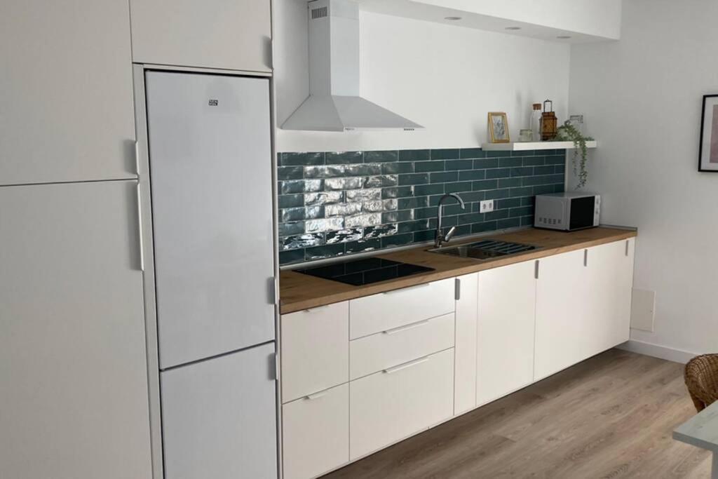 Piso Nuevo, Centrico Y Tranquilo Apartment Буйас Екстериор снимка
