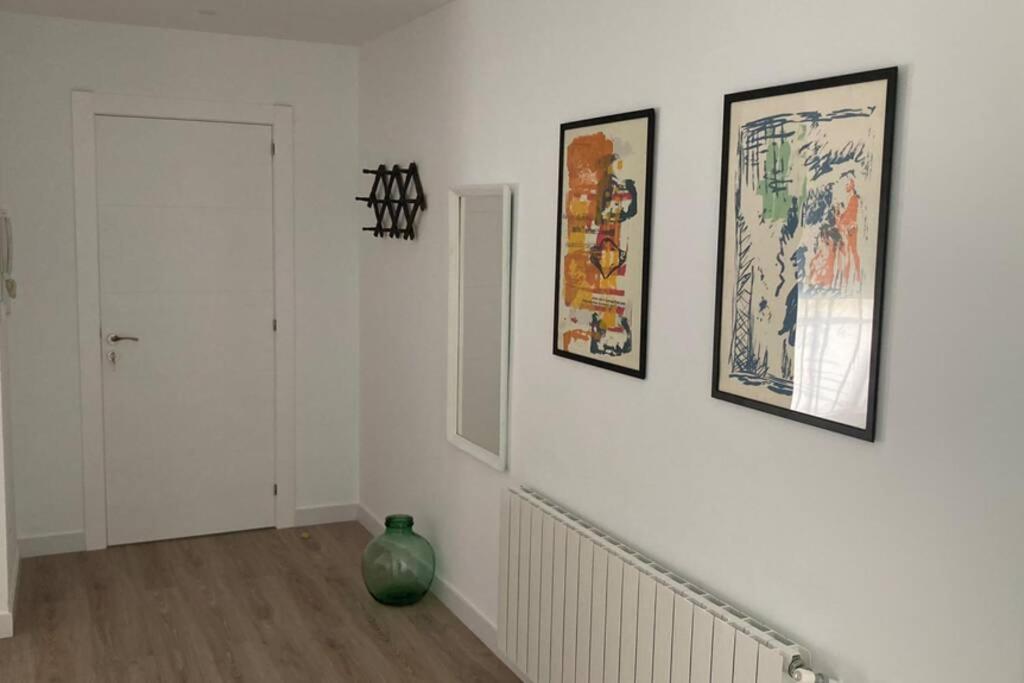 Piso Nuevo, Centrico Y Tranquilo Apartment Буйас Екстериор снимка