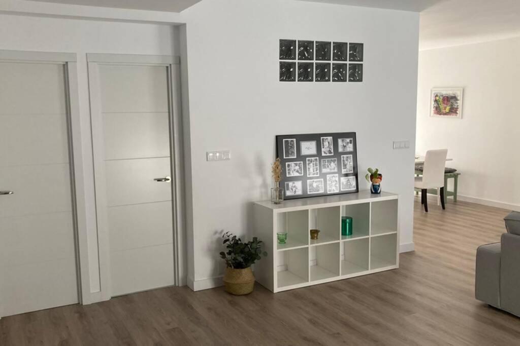 Piso Nuevo, Centrico Y Tranquilo Apartment Буйас Екстериор снимка